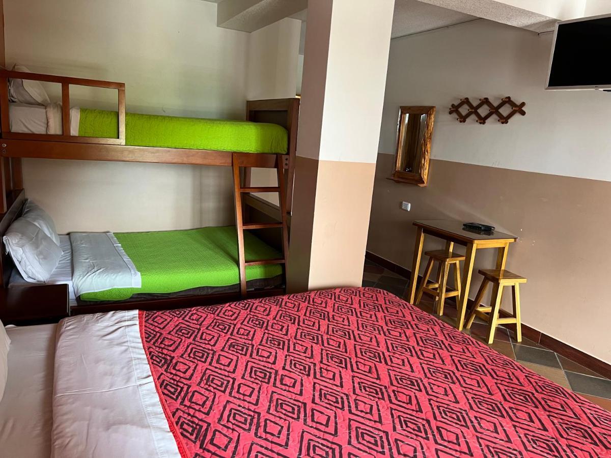 Hostal Alpachaca - New Quito Airport Tababela Kültér fotó